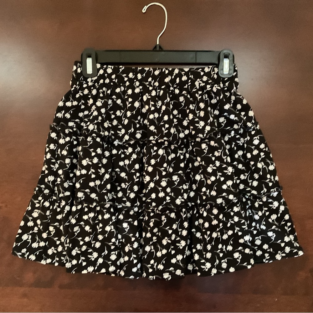 Moa Moa Black Floral Skirt  Small